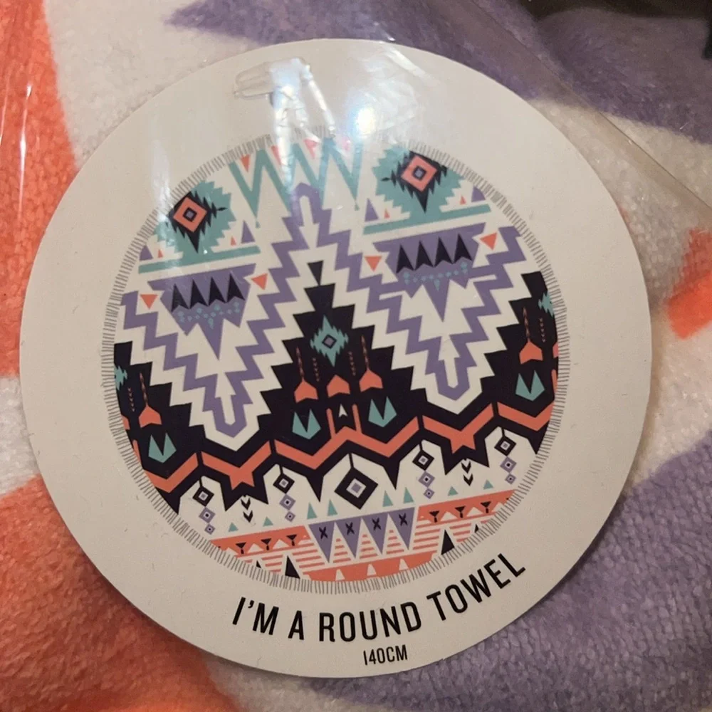 Colorful Geometric Patterned Round Towel NEW